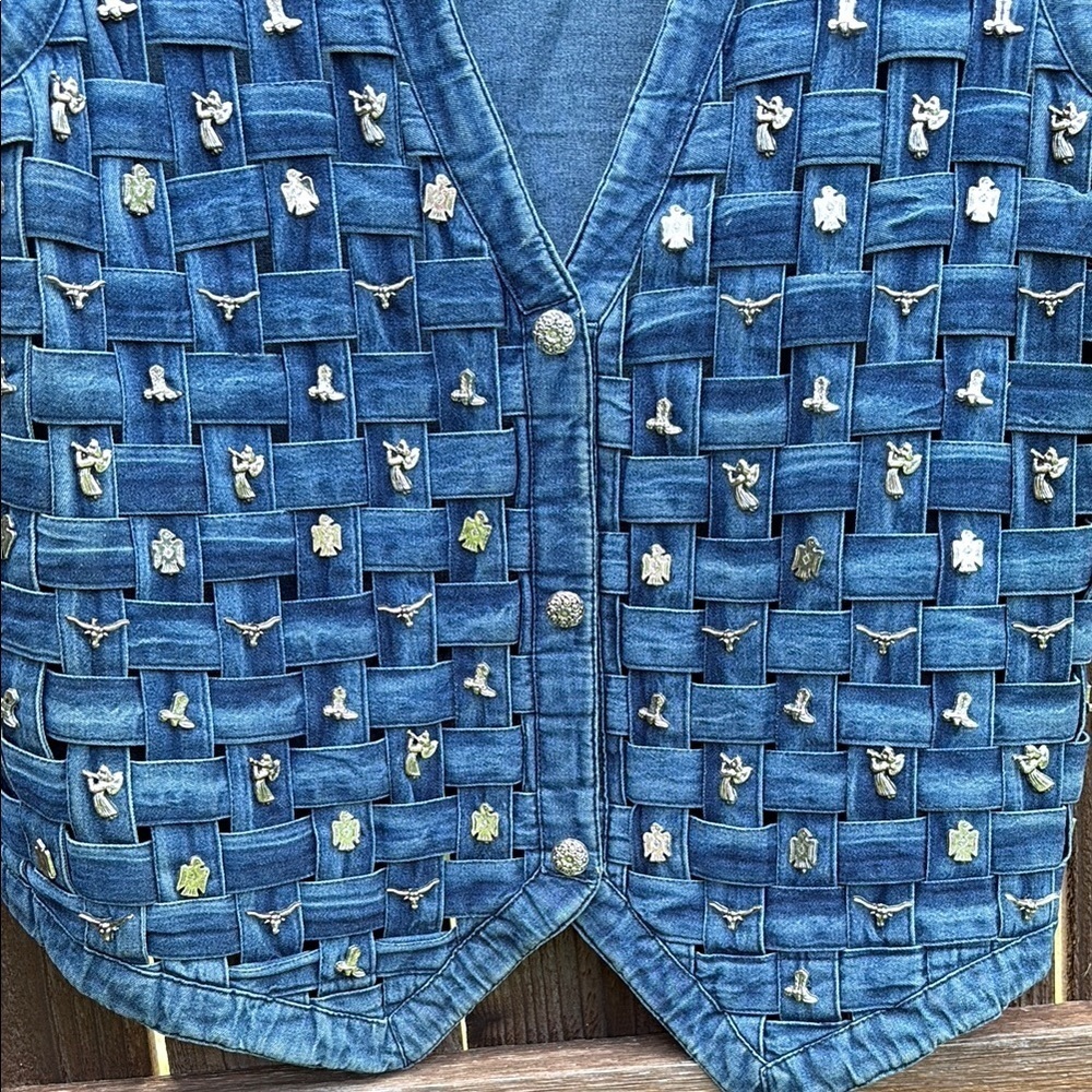 Blue Embellished Vest with Buttoned Front western style - Picture 7 of 9